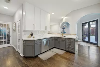 5318 Denton Drive, Dallas, TX 75235 - Photo 13