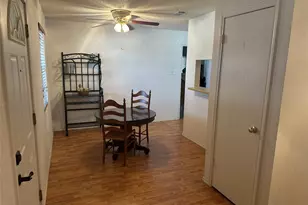 800 Pine Mountain Dr, Burleson, TX 76028 - Photo 5