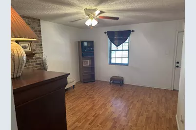 800 Pine Mountain Drive, Burleson, TX 76028 - Photo 13