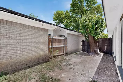 2607 Winter Oak Street, Dallas, TX 75227 - Photo 37