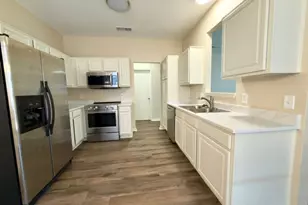 4425 Park Creek Ct, Fort Worth, TX 76137 - Photo 5