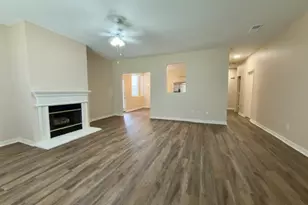 4425 Park Creek Ct, Fort Worth, TX 76137 - Photo 9