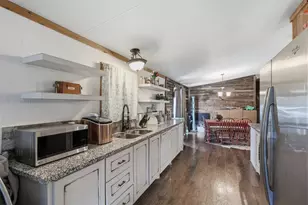 9132 Windmill Ct W, Cleburne, TX 76033 - Photo 15