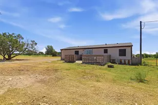 9132 Windmill Ct W, Cleburne, TX 76033 - Photo 27