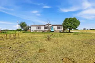 9132 Windmill Ct W, Cleburne, TX 76033 - Photo 39