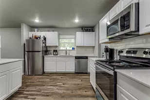 2805 Springdale Rd, Fort Worth, TX 76111 - Photo 11