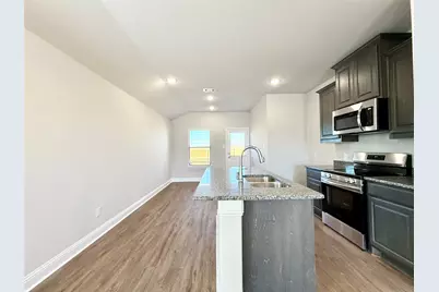 6318 Portsmouth Lane, Greenville, TX 75402 - Photo 7