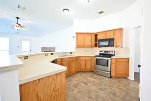 1631 Mt Zion Dr, Arlington, TX 76018 - Photo 9
