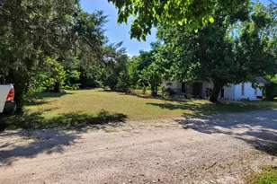 909 Ivan Rd, Waco, TX 76706 - Photo 9