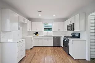 10208 San Lorenzo Dr, Dallas, TX 75228 - Photo 7