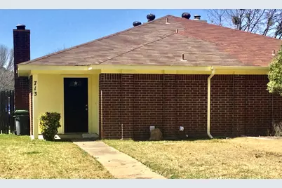 713 Cory Street, Grapevine, TX 76051 - Photo 1