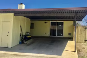 713 Cory St, Grapevine, TX 76051 - Photo 3