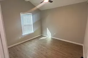 1128 Texas St, Waco, TX 76704 - Photo 9