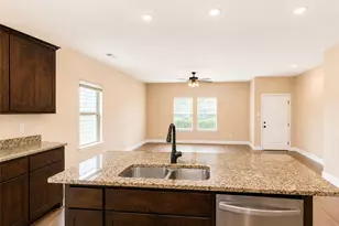 124 Canales Cir, Greenville, TX 75401 - Photo 3