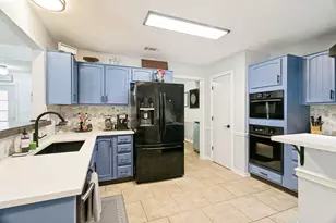 909 Hillside Ln, Flower Mound, TX 75028 - Photo 9
