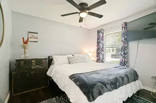 909 Hillside Ln, Flower Mound, TX 75028 - Photo 21
