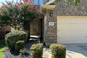12045 Walden Wood Dr, Fort Worth, TX 76244 - Photo 3