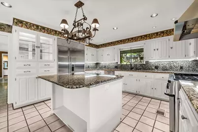 3716 Laguna Vista Drive, Waco, TX 76708 - Photo 11