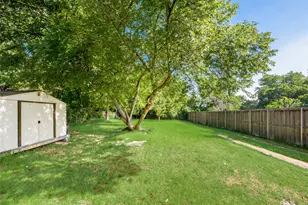 219 Red Wing Dr, Dallas, TX 75241 - Photo 15