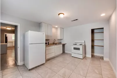 219 Red Wing Drive, Dallas, TX 75241 - Photo 5