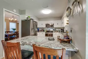 2805 Hedgeway Dr, Arlington, TX 76016 - Photo 13