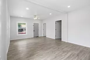 910 Loney St, Fort Worth, TX 76104 - Photo 23