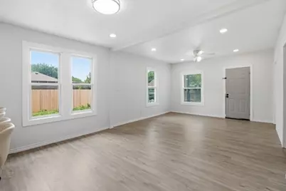 910 Loney Street, Fort Worth, TX 76104 - Photo 25