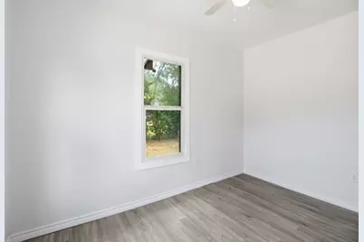 910 Loney Street, Fort Worth, TX 76104 - Photo 33