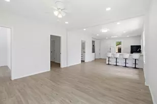 910 Loney St, Fort Worth, TX 76104 - Photo 25