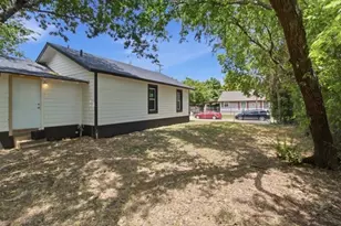 910 Loney St, Fort Worth, TX 76104 - Photo 11