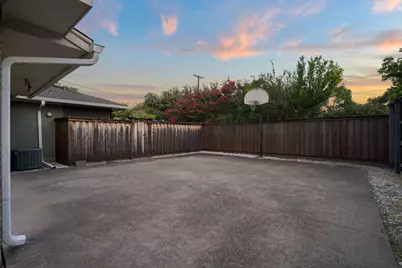 807 Clearwater Drive, Richardson, TX 75080 - Photo 39