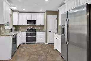 1803 Woodland Park Dr, Denison, TX 75020 - Photo 5