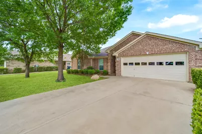 4221 Fiste, Denton, TX 76207 - Photo 3