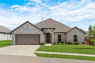 915 Timber Ridge Dr, Justin, TX 76247 - Photo 3