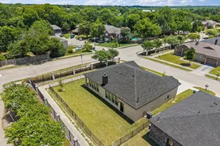 3700 Creek View Dr, McKinney, TX 75071 - Photo 33