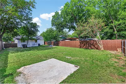 924 Nolte Drive, Dallas, TX 75208 - Photo 29