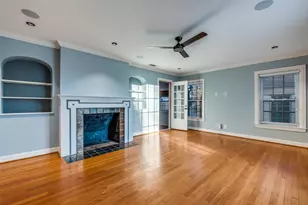818 Valencia St, Dallas, TX 75223 - Photo 5