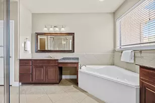 5736 Robbie Rd, Plano, TX 75024 - Photo 11