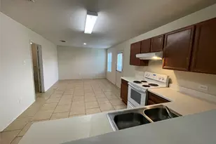 1421 Puerto Lago Dr, Little Elm, TX 75068 - Photo 3