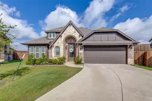 127 Woodlands Way, Balch Springs, TX 75181 - Photo 1
