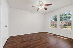 8421 River Bluffs Dr, Arlington, TX 76002 - Photo 13