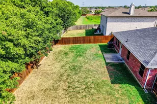 8421 River Bluffs Dr, Arlington, TX 76002 - Photo 21