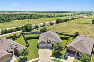 1400 Green Valley Wy, Celina, TX 75009 - Photo 33