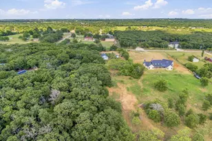 3325 Dove Creek Rd, Cleburne, TX 76031 - Photo 35