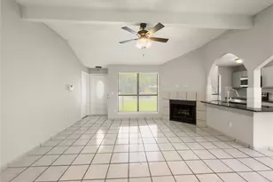 614 Red Coat Ln, Arlington, TX 76002 - Photo 3
