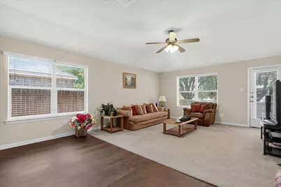 5104 Chatfield Place, Arlington, TX 76017 - Photo 9