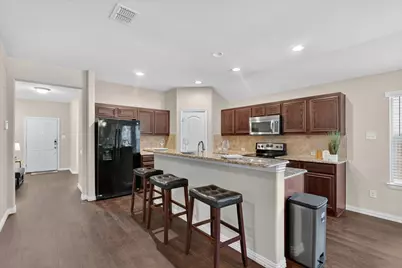 5104 Chatfield Place, Arlington, TX 76017 - Photo 5