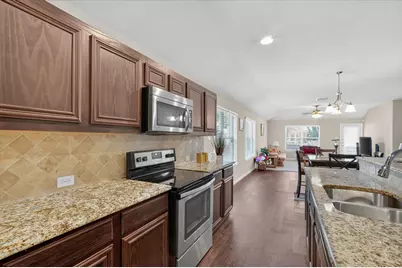 5104 Chatfield Place, Arlington, TX 76017 - Photo 7