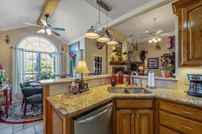 126 E Post Oak, Frankston, TX 75763 - Photo 5