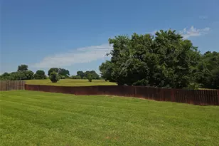 126 E Post Oak, Frankston, TX 75763 - Photo 3